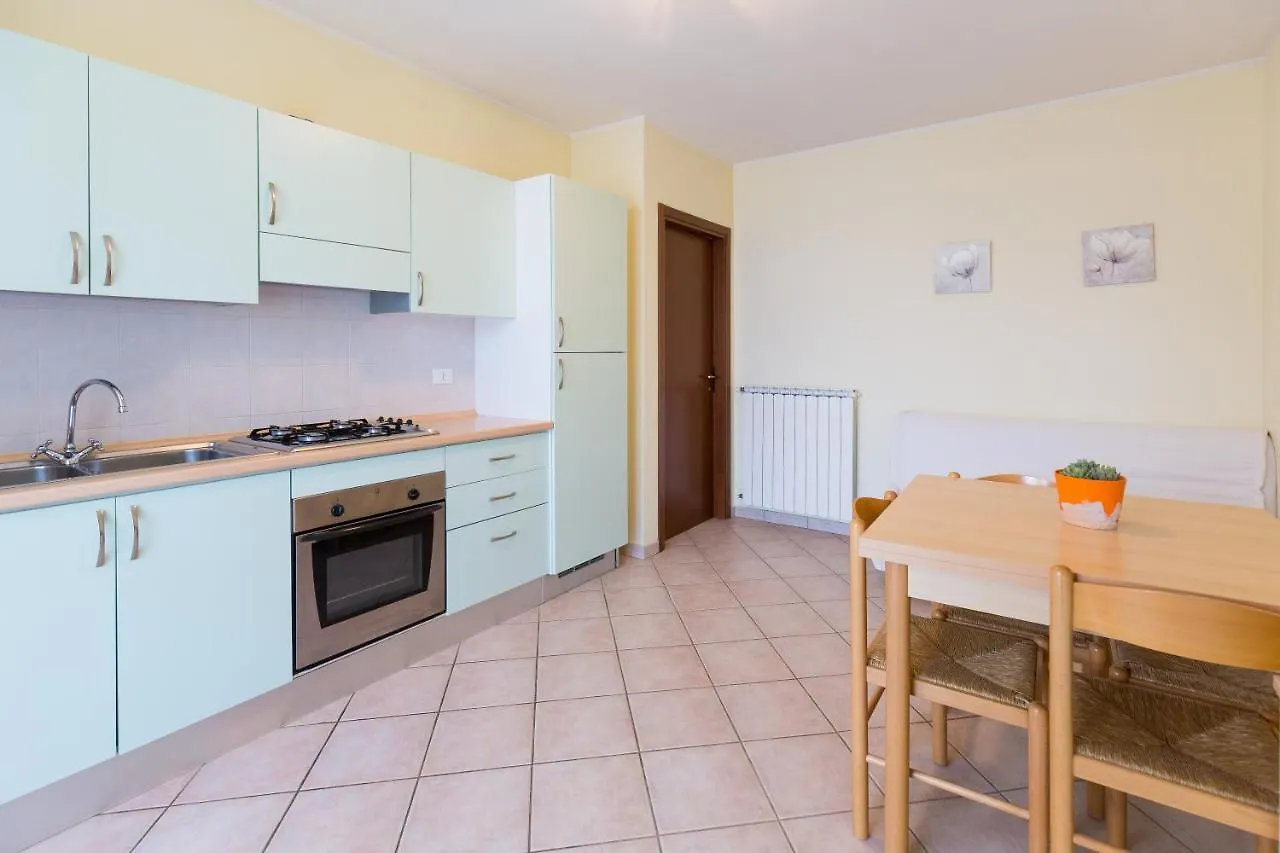 Smith 2A Apartment Llido Degli Estensi 0*,  Italy