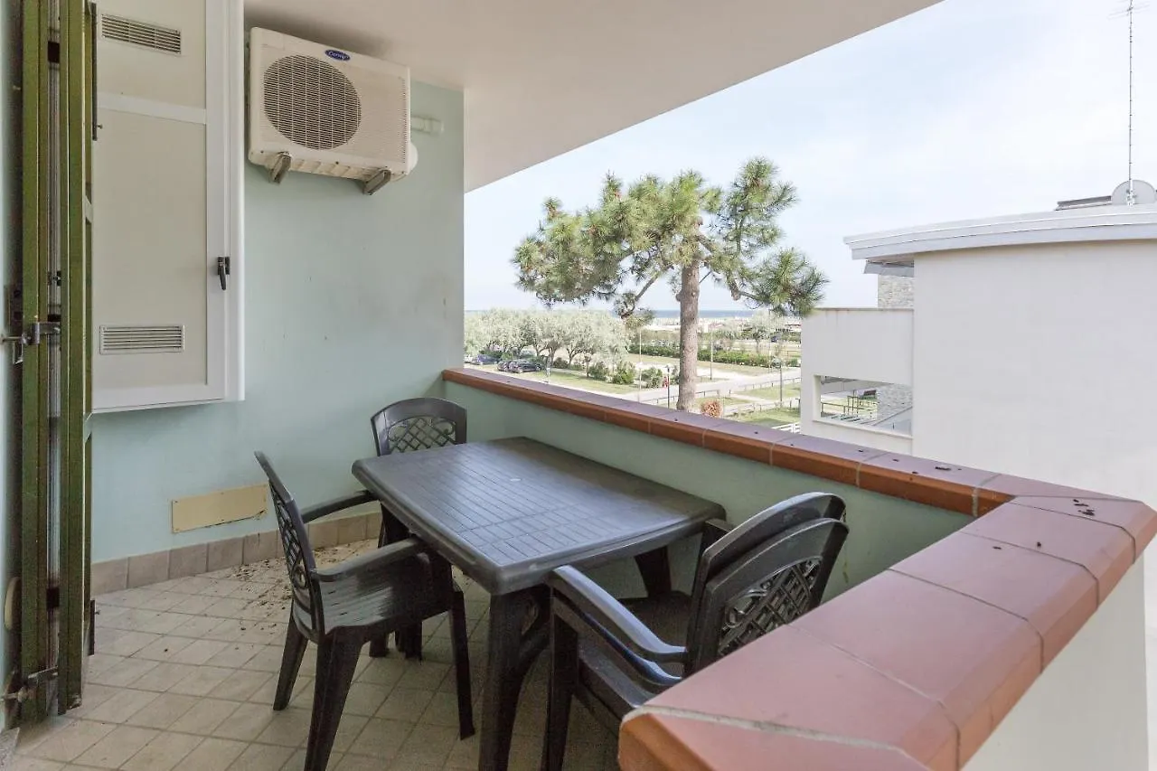 Smith 2A Apartment Llido Degli Estensi Italy